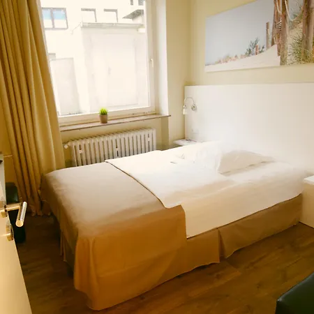 Hotel Am Kieler Schloss By Premiere Classe 2*
