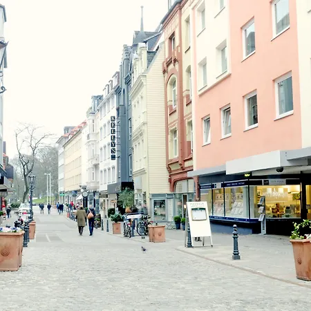 Am Kieler Schloss By Premiere Classe Hotel 2*