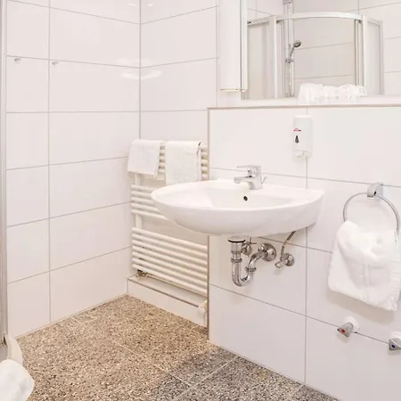 Am Kieler Schloss By Premiere Classe