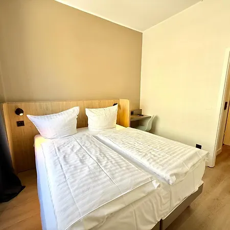Am Kieler Schloss By Premiere Classe 2*
