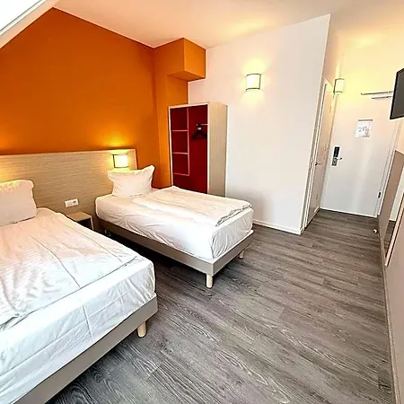 Am Kieler Schloss By Premiere Classe מלון