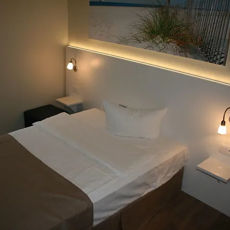 Am Kieler Schloss By Premiere Classe Hotel