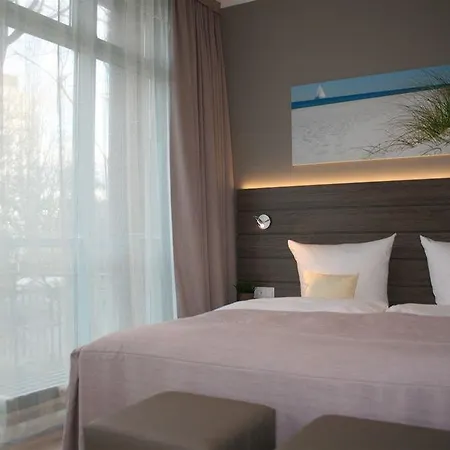 Отель Am Kieler Schloss By Premiere Classe
