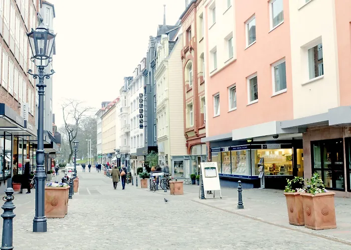 Am Kieler Schloss By Premiere Classe 2*