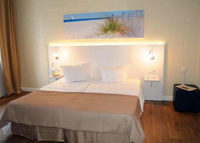 Am Kieler Schloss By Premiere Classe 2*