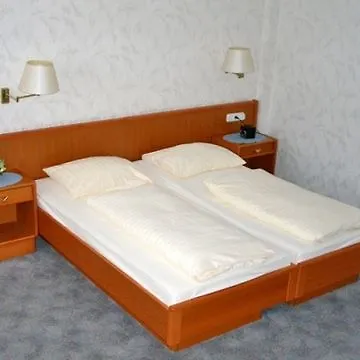 Am Kieler Schloss By Premiere Classe キール